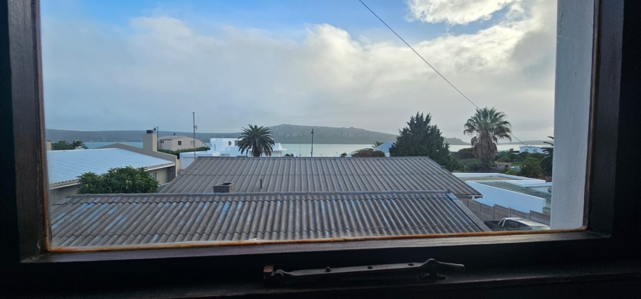 7 Bedroom Property for Sale in Middedorp Western Cape